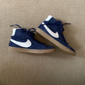 Blue Nike Blazers size: 8
